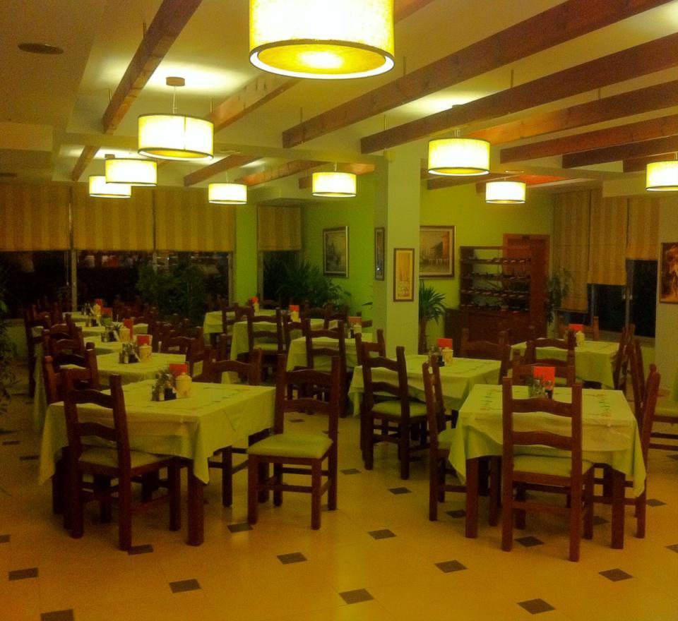 Hotel Alba Shengjin Exterior photo